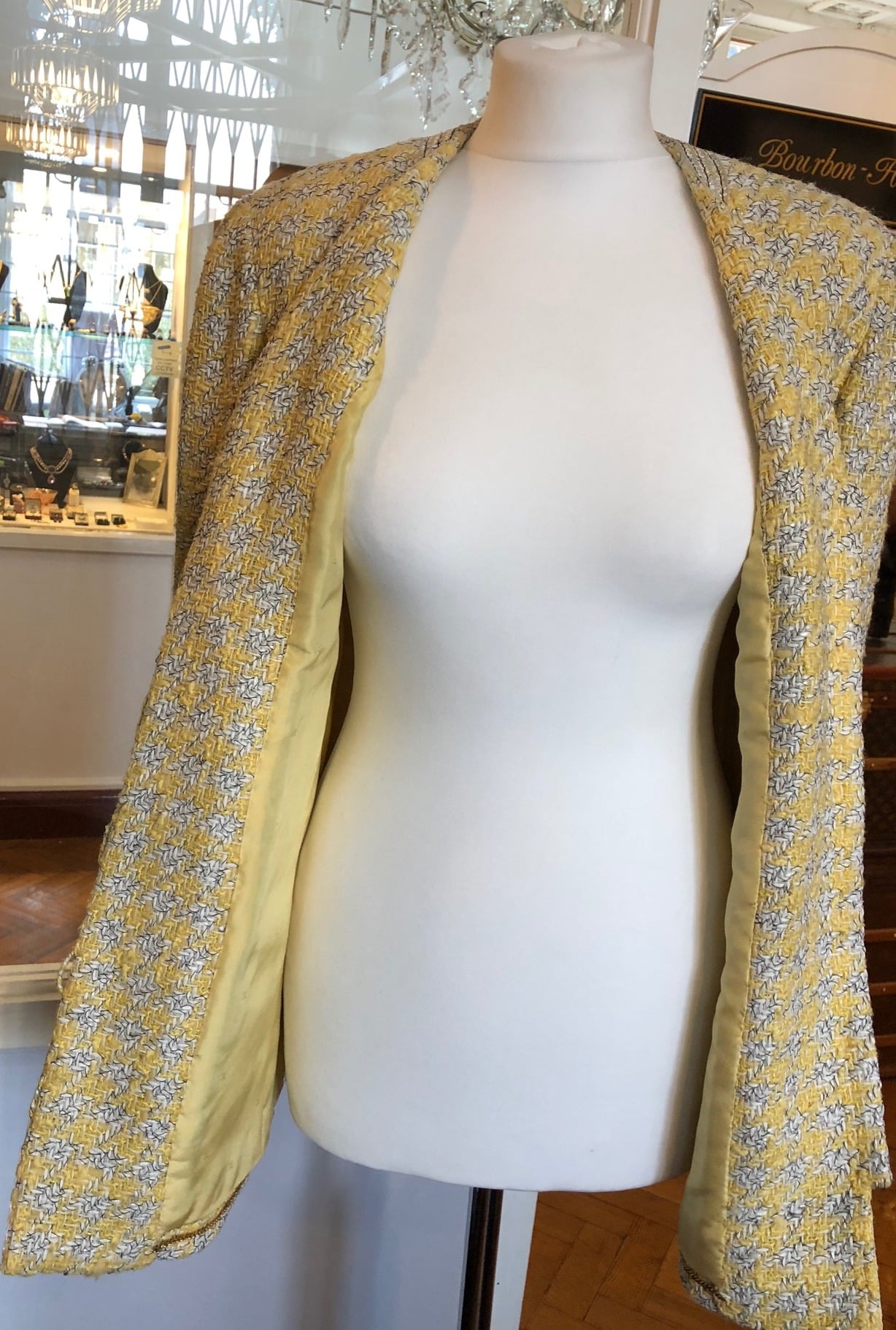 CHANEL Jacket Vintage Tweed Trimmed Jewel Buttons - Chelsea