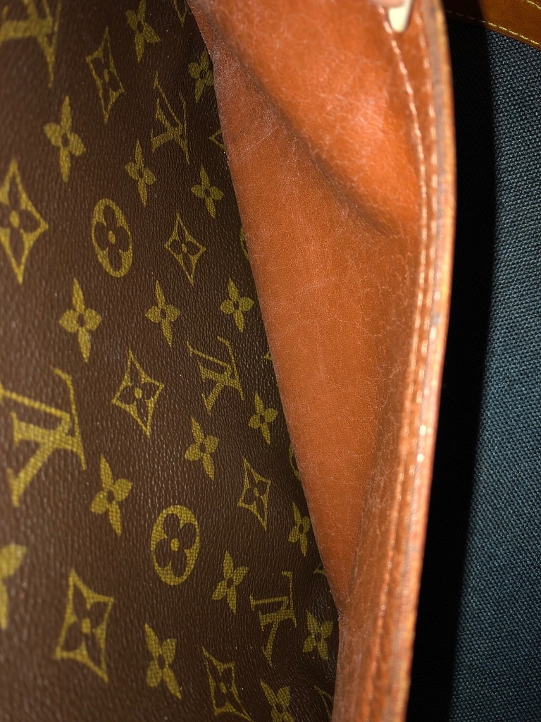 Louis Vuitton Black Vintage Jeune Fille Crossbody Bag – The Closet