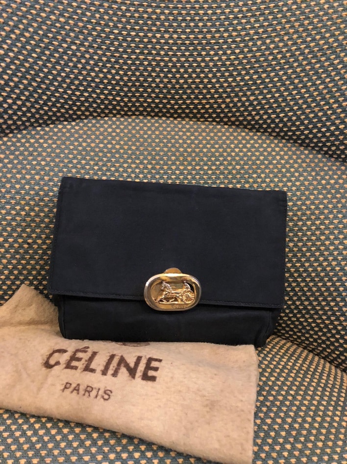 CELINE Oval Shape Shoulder Bag Double Gold Chain Strap - Chelsea Vintage  Couture