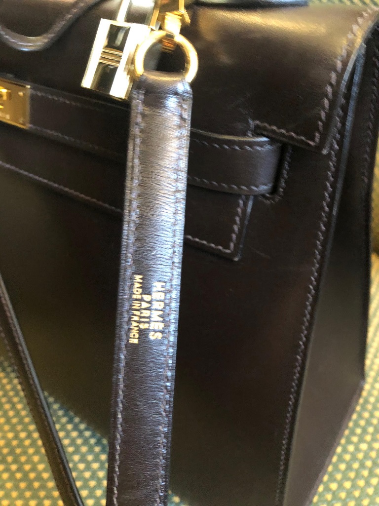 Hermès - Kelly 20cm - Box Calf Leather - Gold Hardware - Pre-Loved