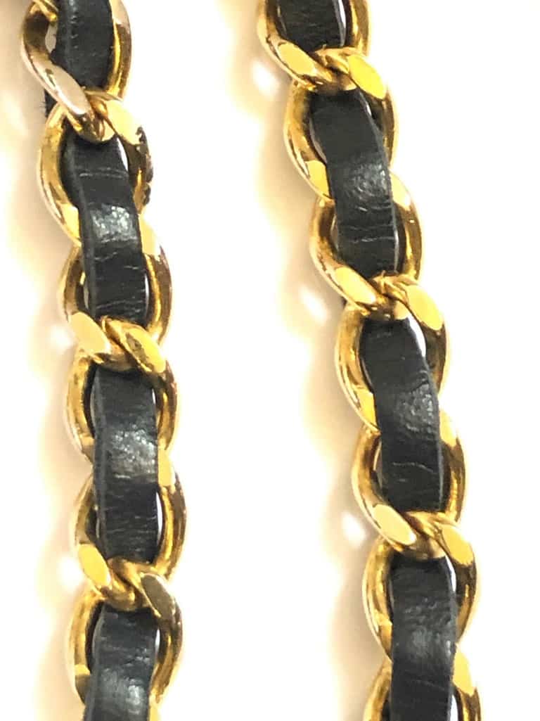 CHANEL Vintage Logo Pendant Chain interlaced Black Leather Belt 1982 -  Chelsea Vintage Couture