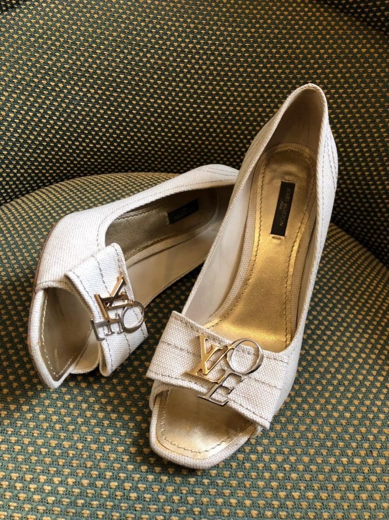 LOUIS VUITTON Love Open Toes High Heels Shoes Stiletto - Chelsea