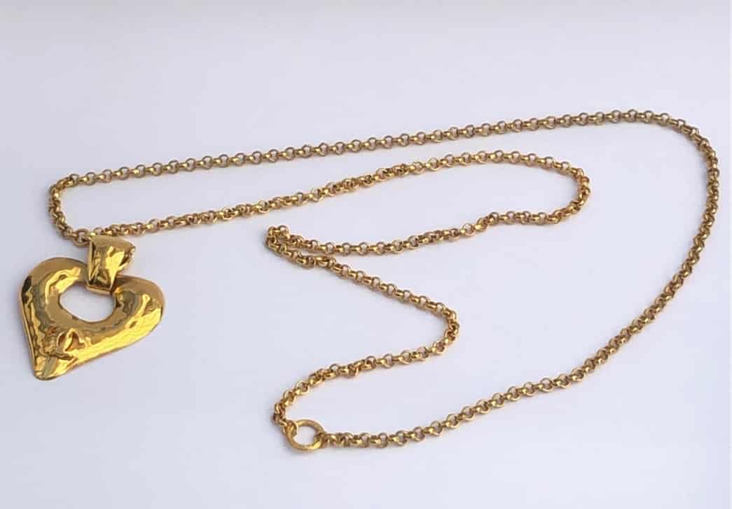 chanel heart chain necklace