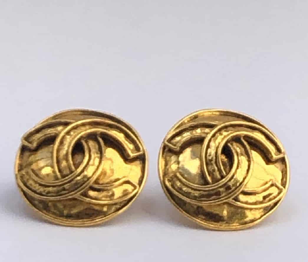 CHANEL CC Logo Earrings Gold 1994 - Chelsea Vintage Couture
