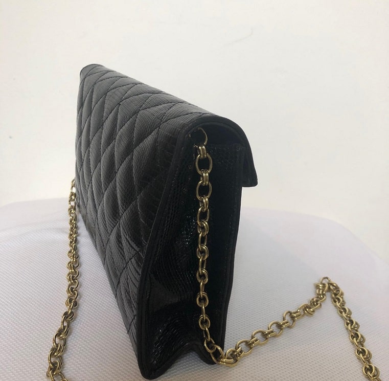 Chanel Filigree Round Clutch with Chain Quilted Caviar Mini Black  eBay