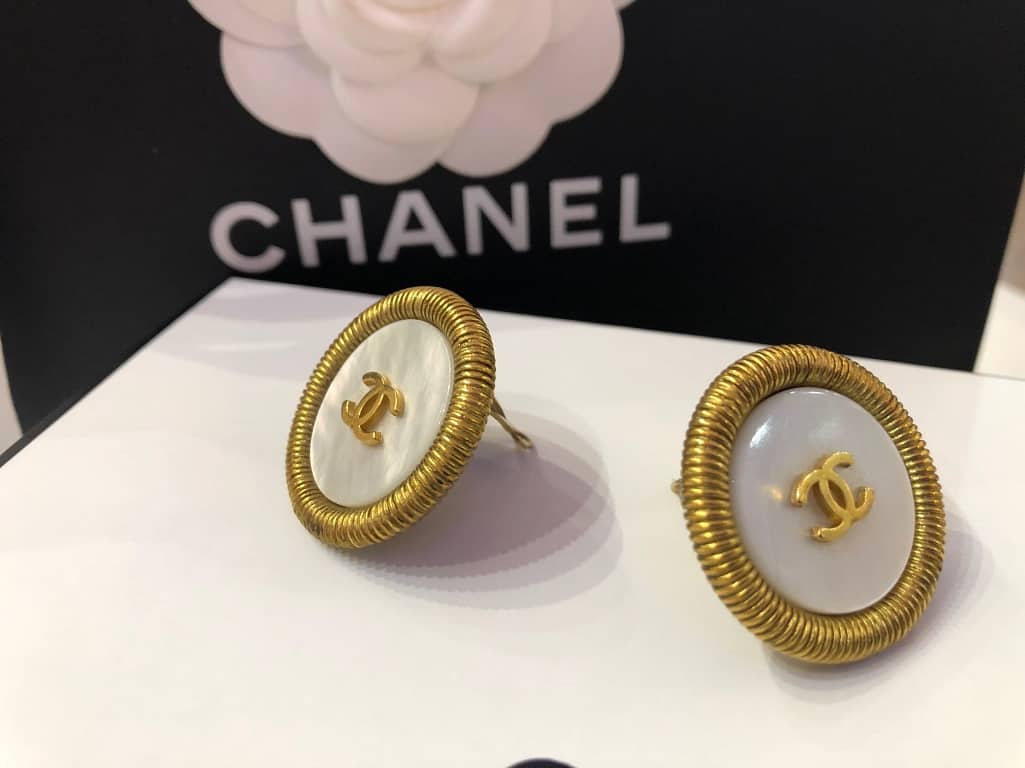 CHANEL CC Logos Button Motif Earrings Gold-Tone Clip-On 94A Accessories  02306