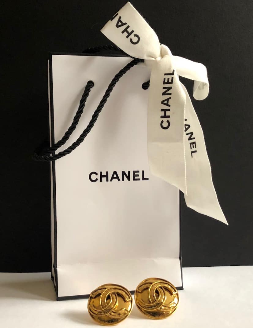 CHANEL Earrings Chanel CC Logo Gold Vintage 1994 - Chelsea Vintage