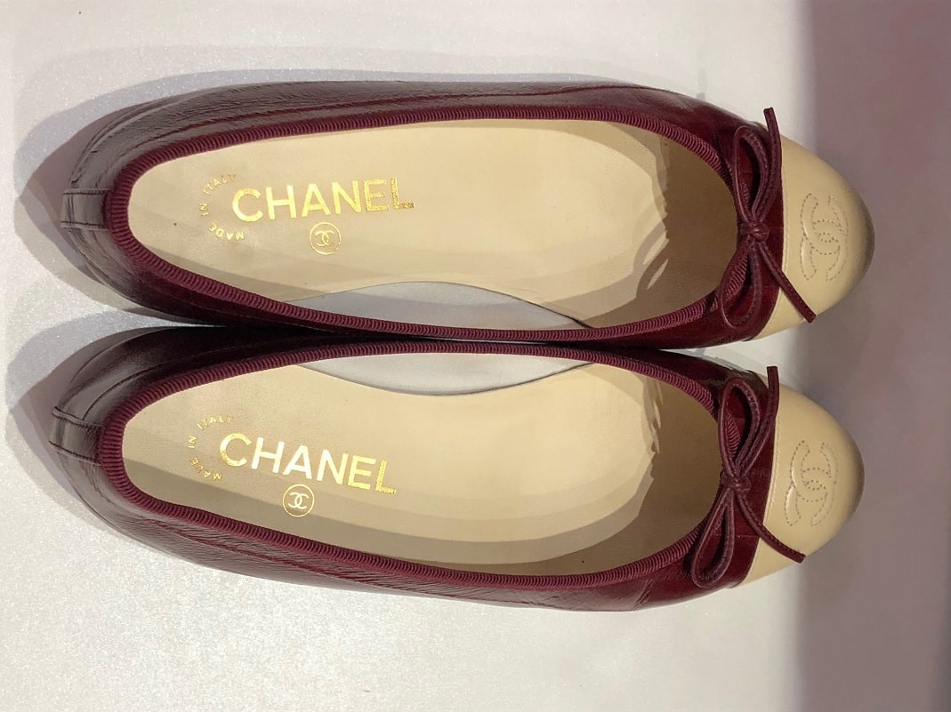 CHANEL Ballerina Flats Ballet Burgundy & Beige Leather Rare