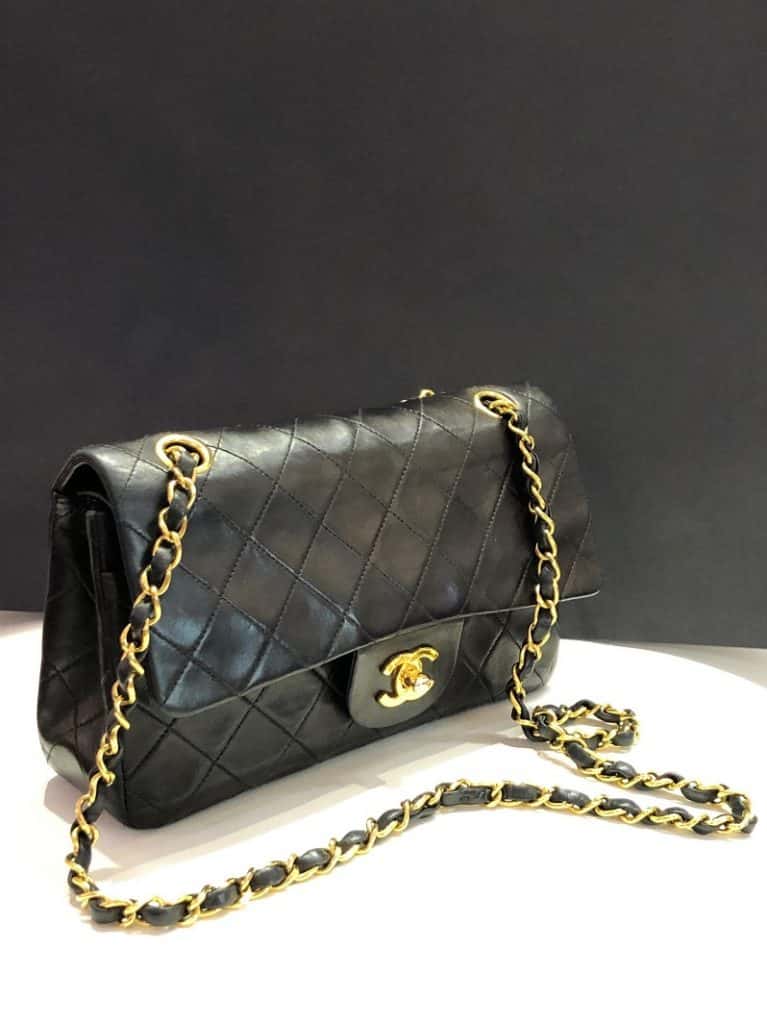 CHANEL Vintage Classic Double Flap Bag Quilted Lambskin Medium Black ...