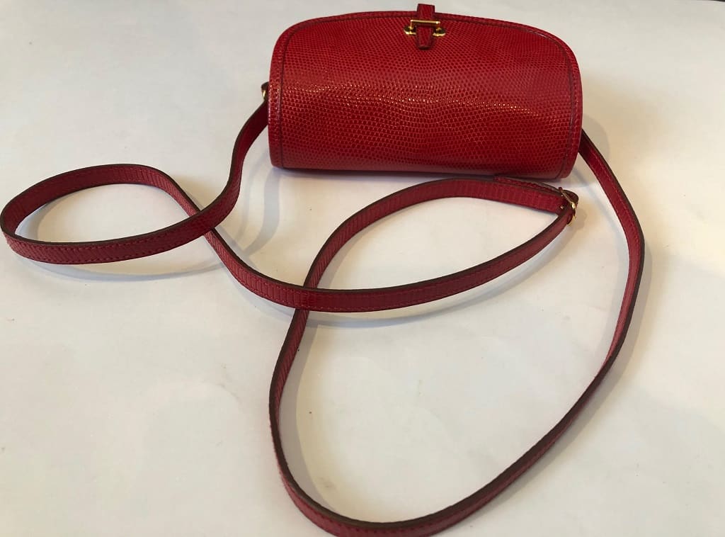 HERMÈS Red Lizard Balle de Golf Shoulder Bag RARE Vintage - Chelsea Vintage  Couture