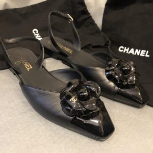 chanel black slingbacks sandals camellia flower black leather and patent shoes