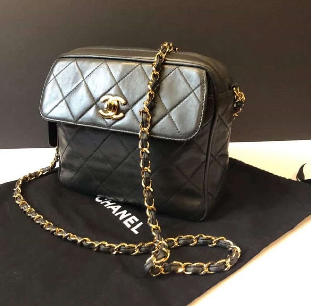 CHANEL Camera Clutch Timeless Quilted Cross-Body Bag 1994