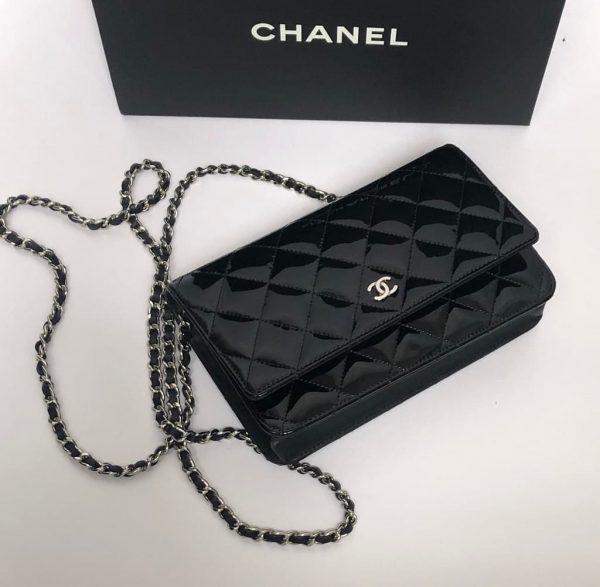 chanel wallet on chain with handle