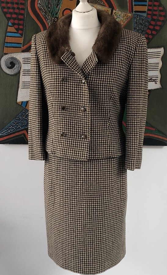 ESCADA Vintage 80s Checked Suit Jacket Skirt Fur Collar Cashmere Emilio