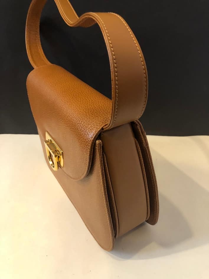 Leather Bag Vintage Gold Tone Hardware Tan - Chelsea Vintage Couture