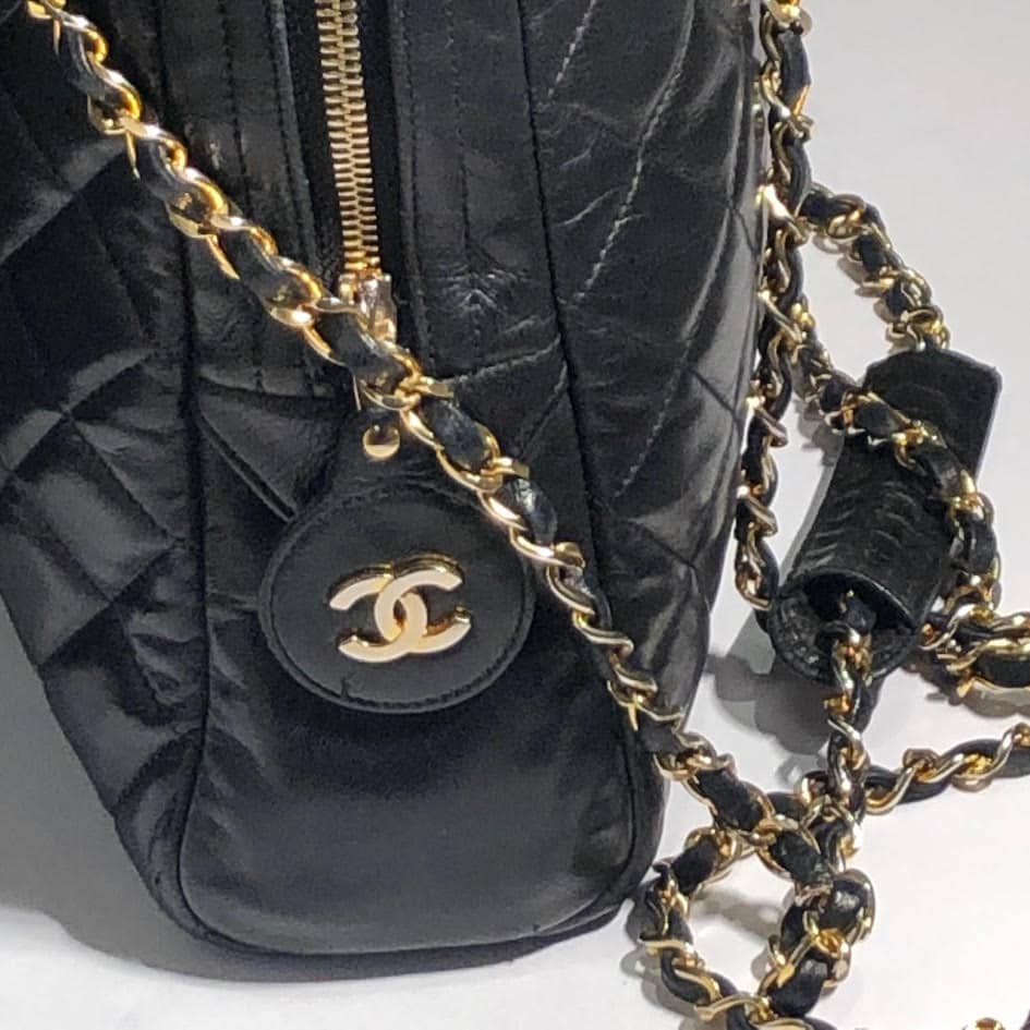 chanel patent leather crossbody shoulder
