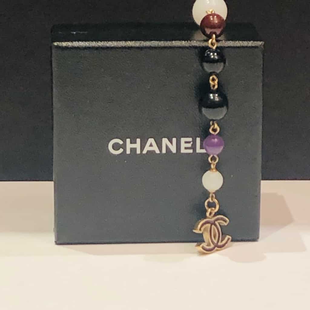 Chanel CC Logo pearl bracelet GHW Golden Metal ref.417535 - Joli