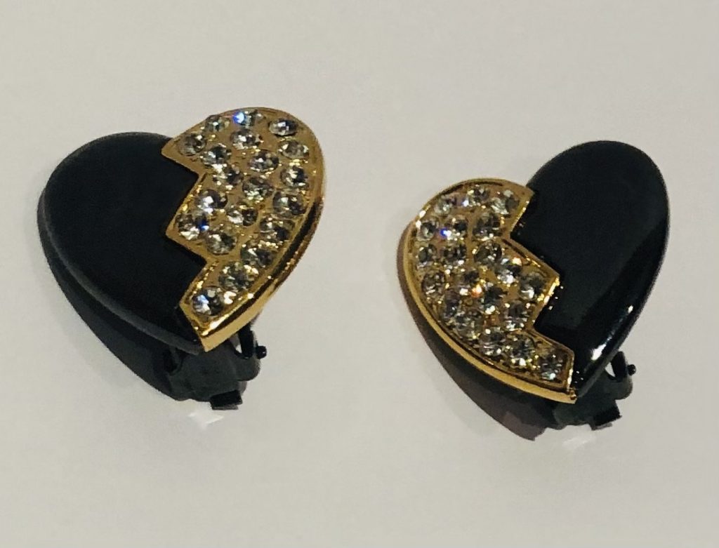 Louis Feraud - Authenticated Earrings - Gold for Women, Very Good Condition