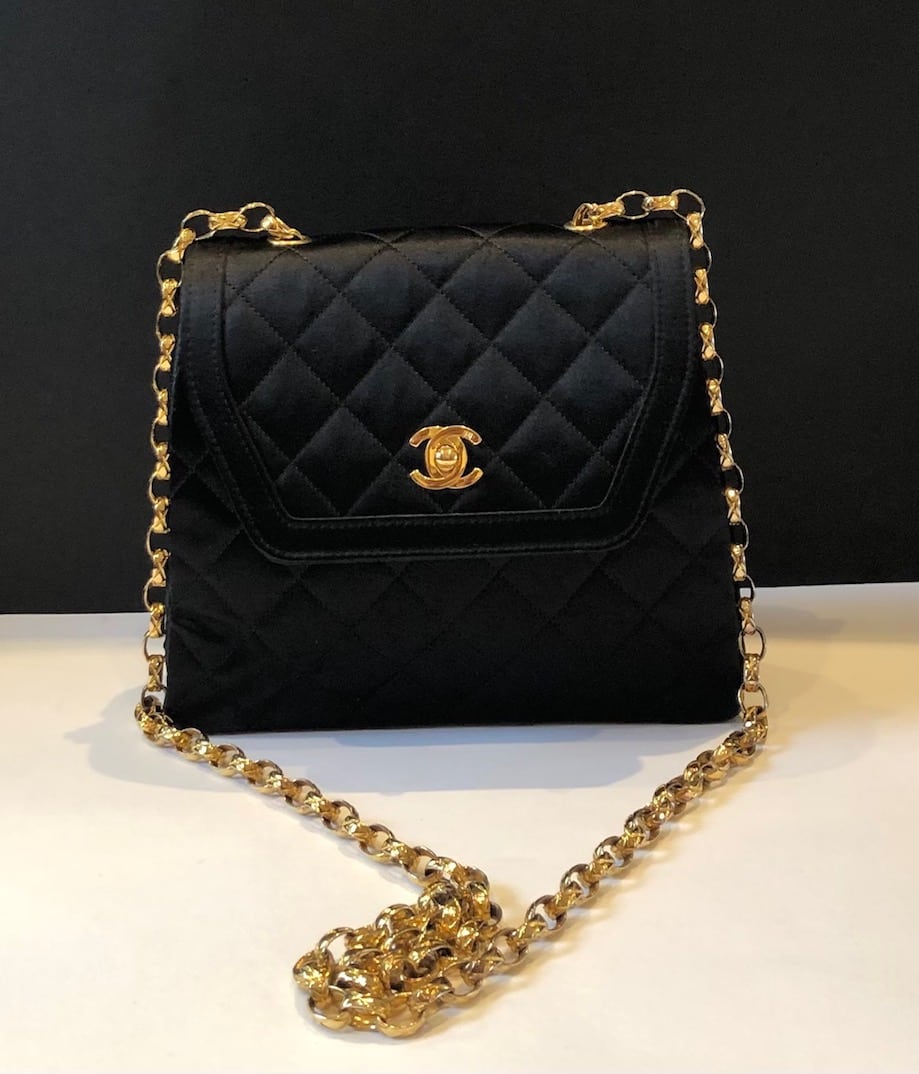 classic flap chanel price
