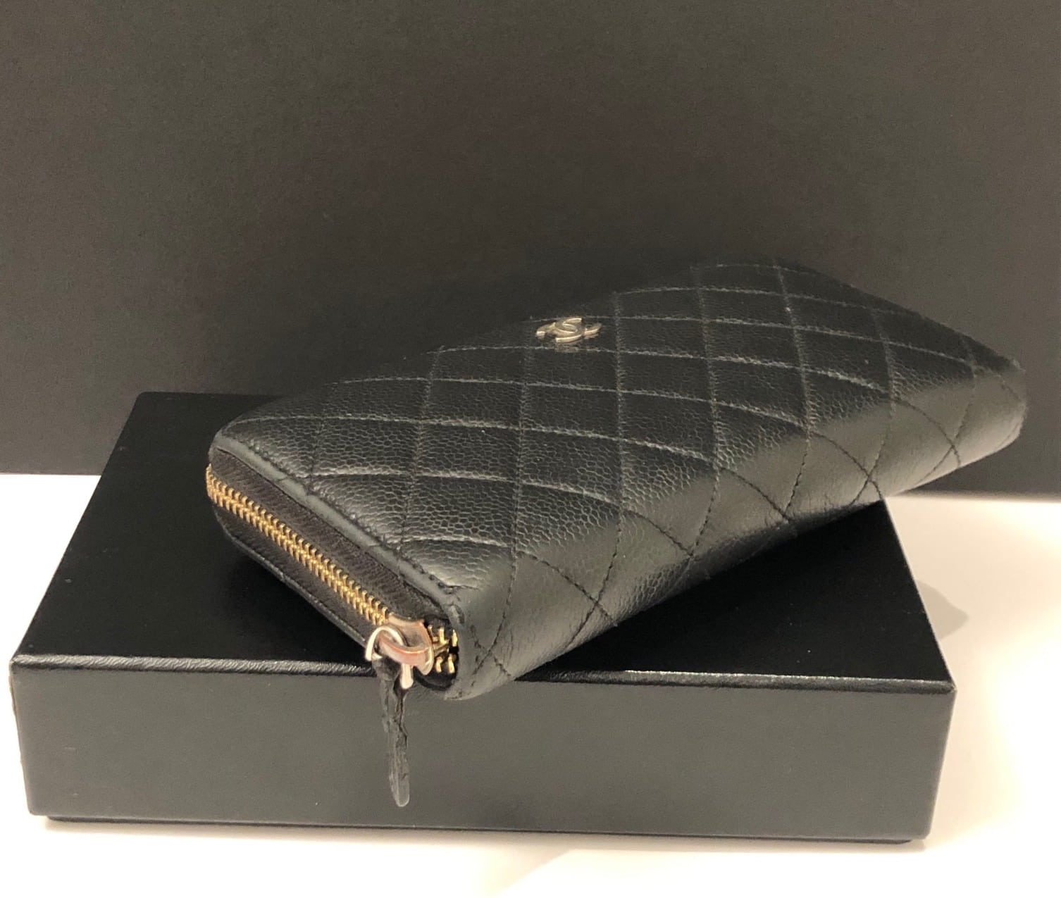 CHANEL Wallet Black Caviar Quilted CC Logo Long Vintage - Chelsea