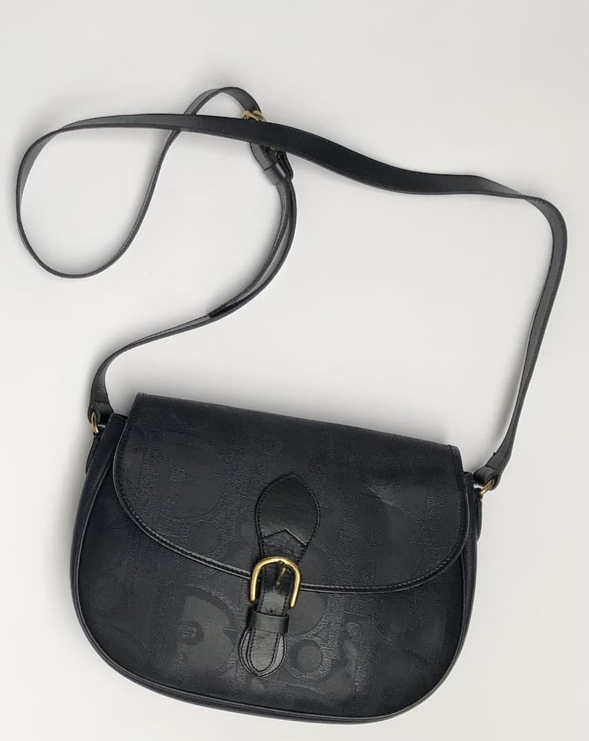 FOAK vintage Christian Dior 70s black leather shoulder bag  สตดโอ  foakvintage กระเปาแมสเซนเจอร  Pinkoi