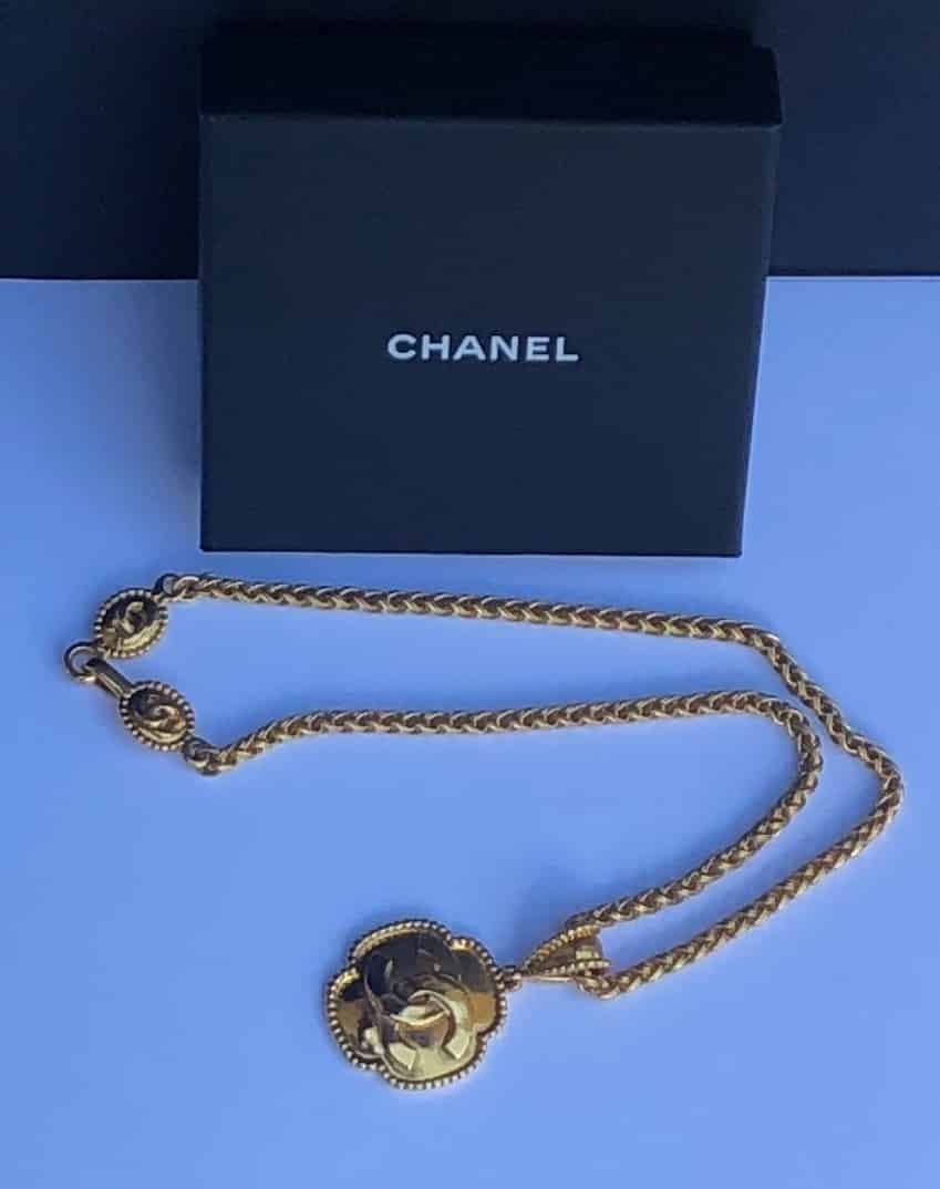 gold chain chanel necklace authentic