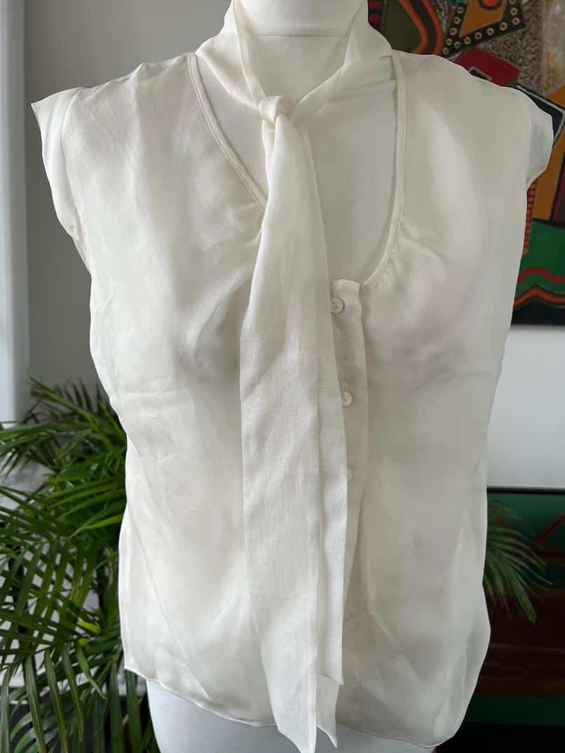 CHANEL 15C White Linen Floral Cotton Lace Waist Front Zip Straight Leg –  Encore Resale.com