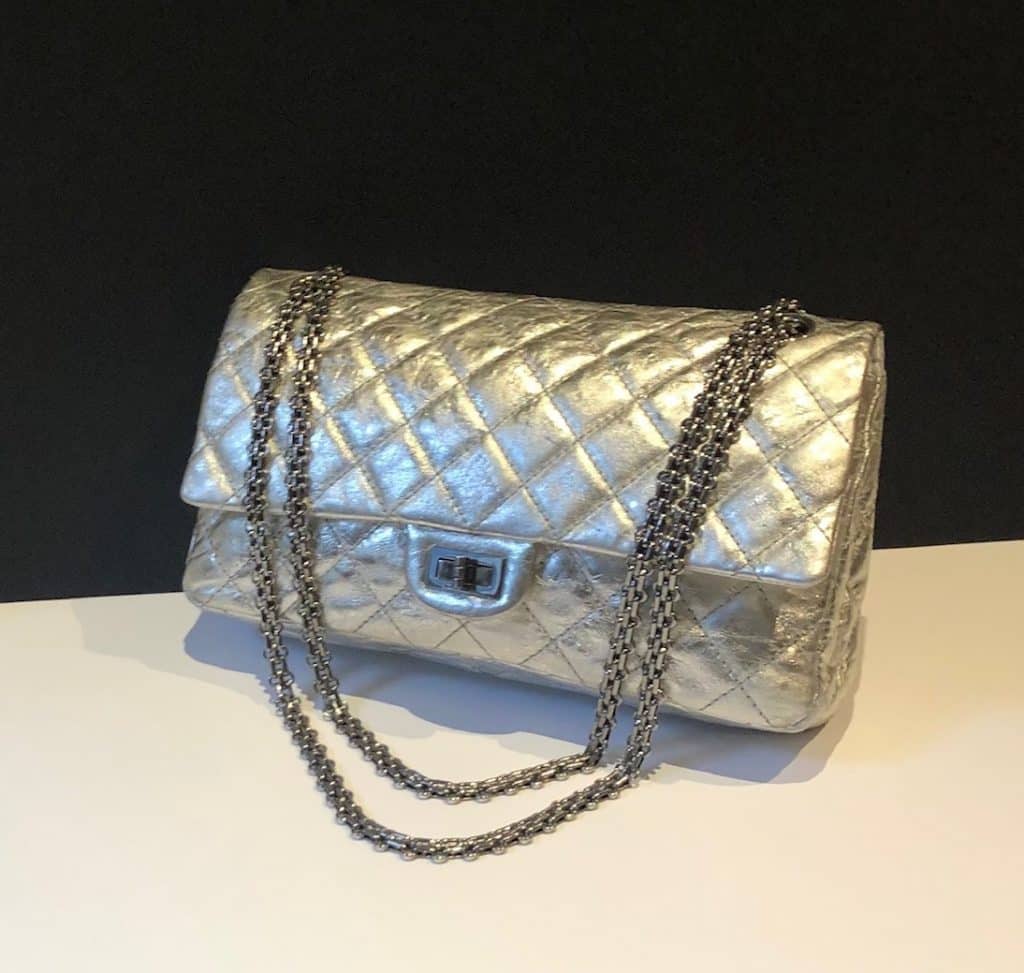 Chanel Reissue 2.55 large size (Style 226) Beige Leather ref