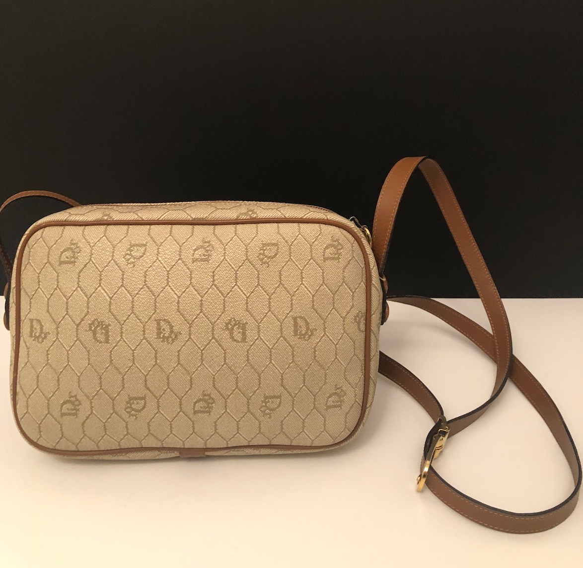 Christian Dior Honeycomb Pattern Chain Jacquard Crossbody Shoulder bag –  VintageShop solo