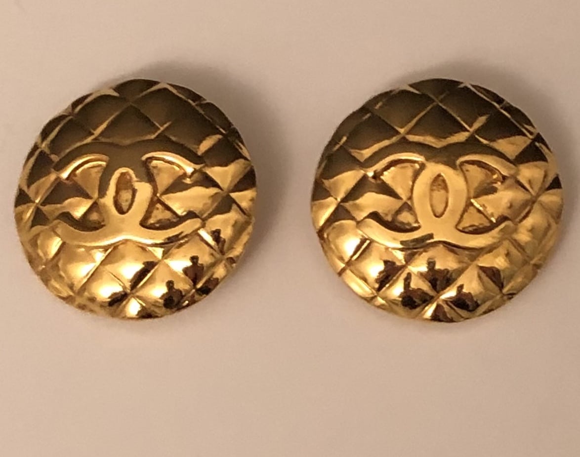 CHANEL CC diamond Quilted Clip-On Earrings Gold W/Box Circa 1990s - Chelsea  Vintage Couture