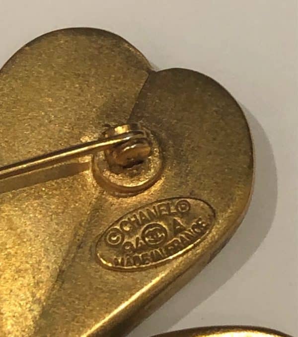 Chanel vintage brooch Pin