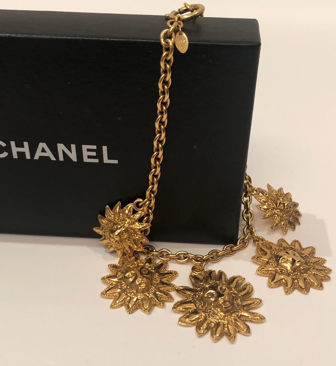 Chanel Vintage Gold Metal Classic Flap Charm Chain Necklace, 1971-1980  Available For Immediate Sale At Sotheby's