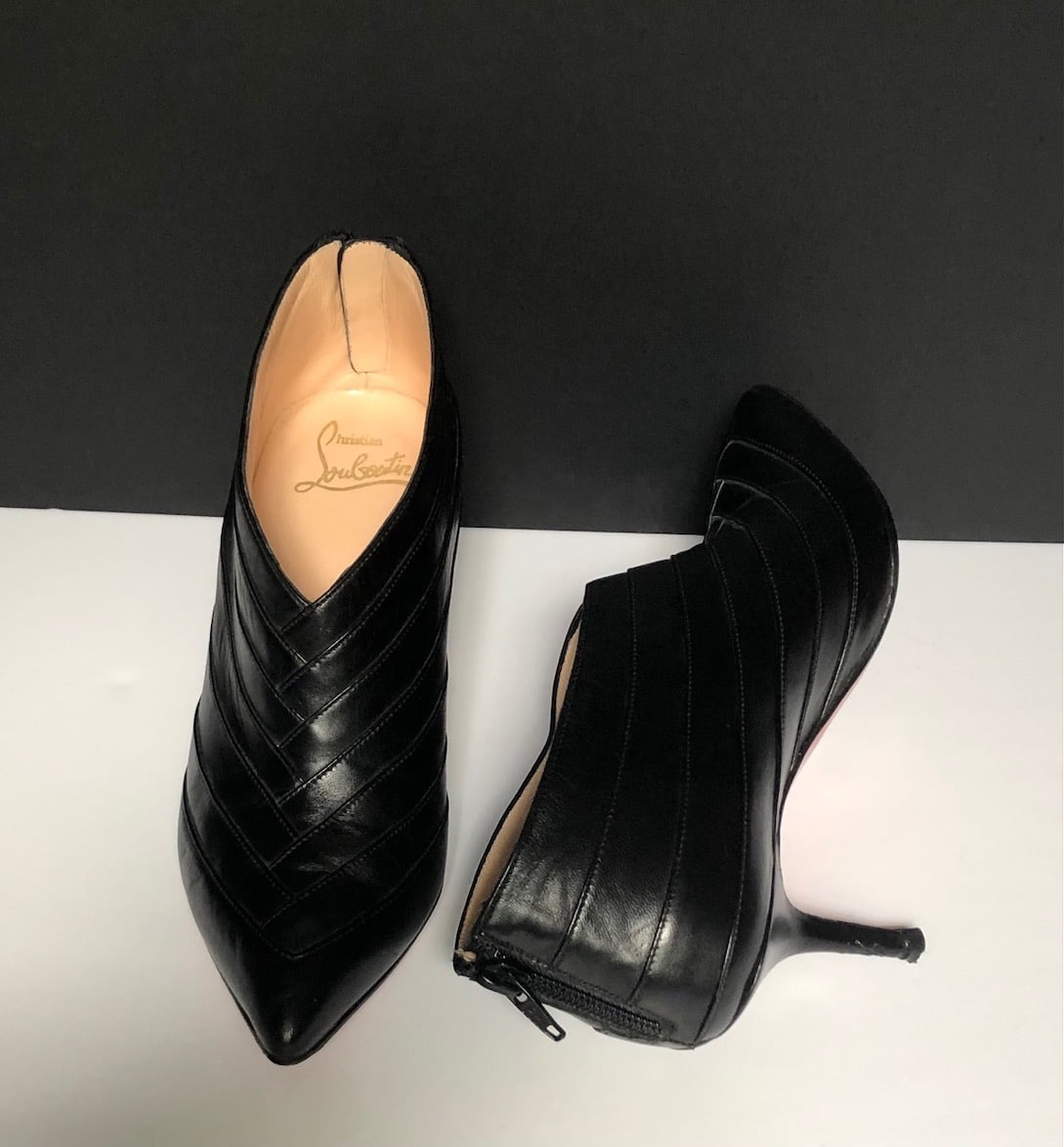 CHRISTIAN LOUBOUTIN Vintage Mulano Black Gold Calf Leather Pumps W/ Red  Soles Size 36 - Chelsea Vintage Couture