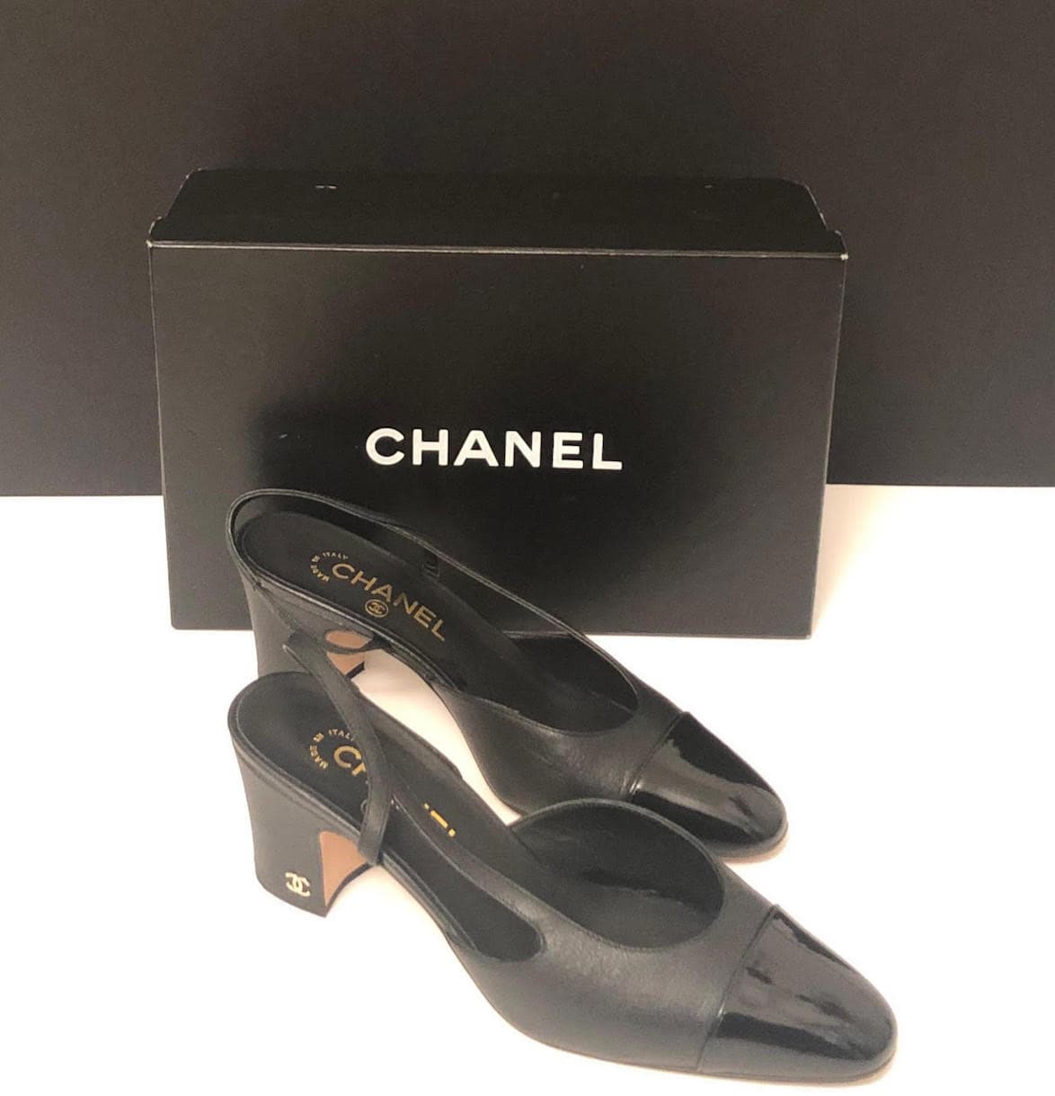 CHANEL, Shoes, Chanel Black Slingbacks 38 Authentic