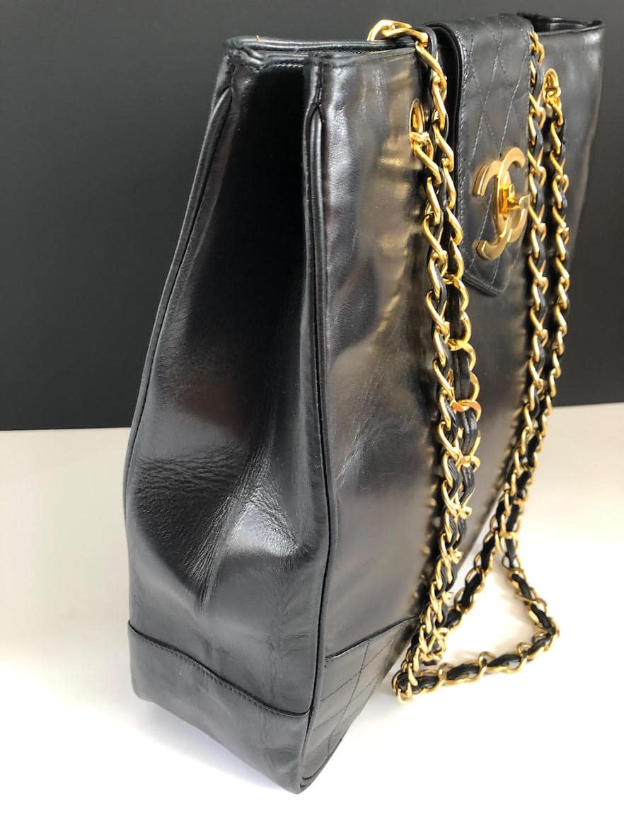 chanel vintage tote chain