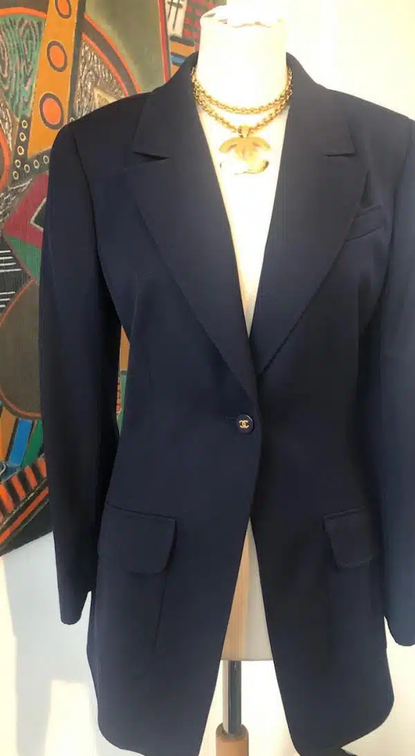 CHANEL ネイビー テーラードジャケット 楽天市場】[中古] シシャネル ジャケット CHANEL ネイビー ブラック
