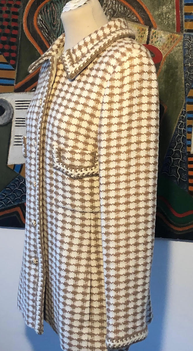 CHANEL 2000 Classic Collar Woven Jacket Beige Cream Tweed