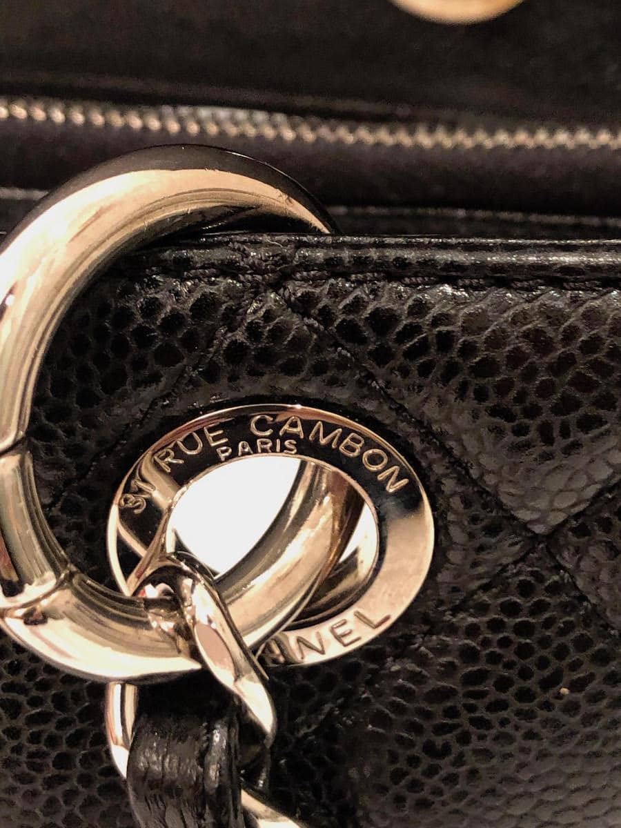 CHANEL GST, GRAND SHOPPING TOTE, AUTHENTICATOR SAID IT'S FAKE