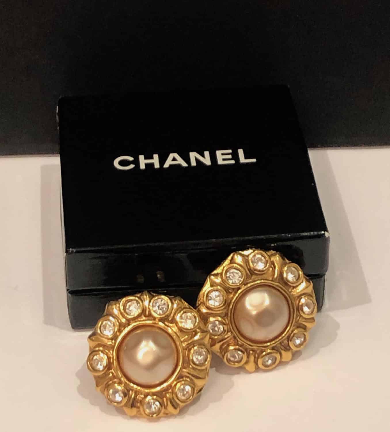 Vintage Chanel stud earrings pink ribbon rhinestone dangle