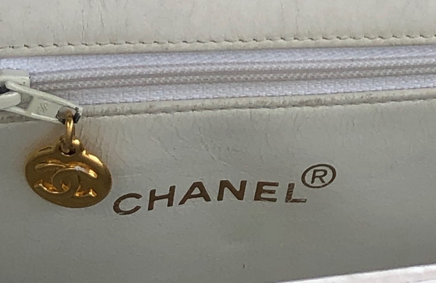 Vintage Chanel CC Mini Belt Purse/ Hand Bag Beige Leather 