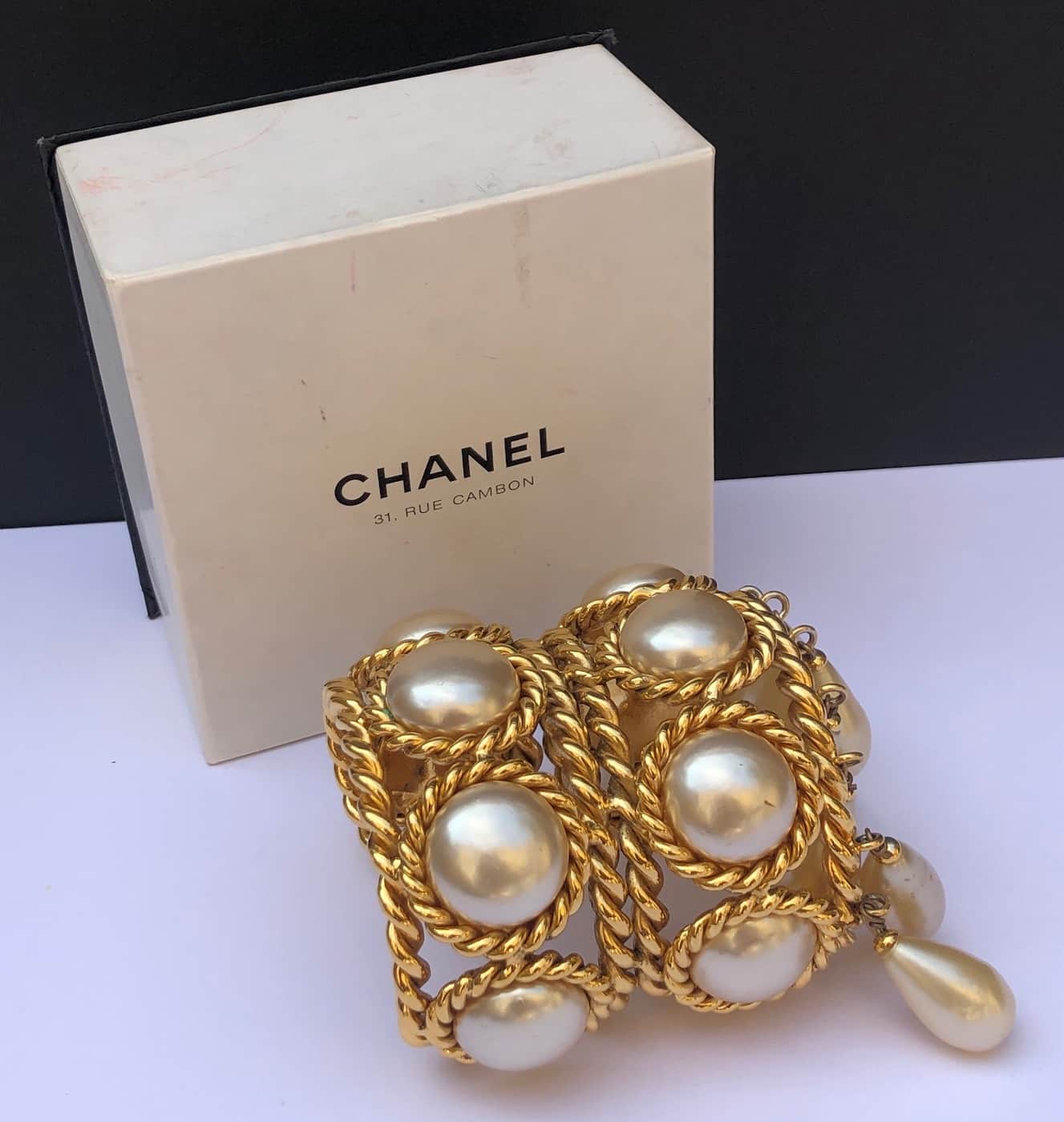 CHANEL Vintage Double Cuff Gold Pearls Bracelet Collection 26 by