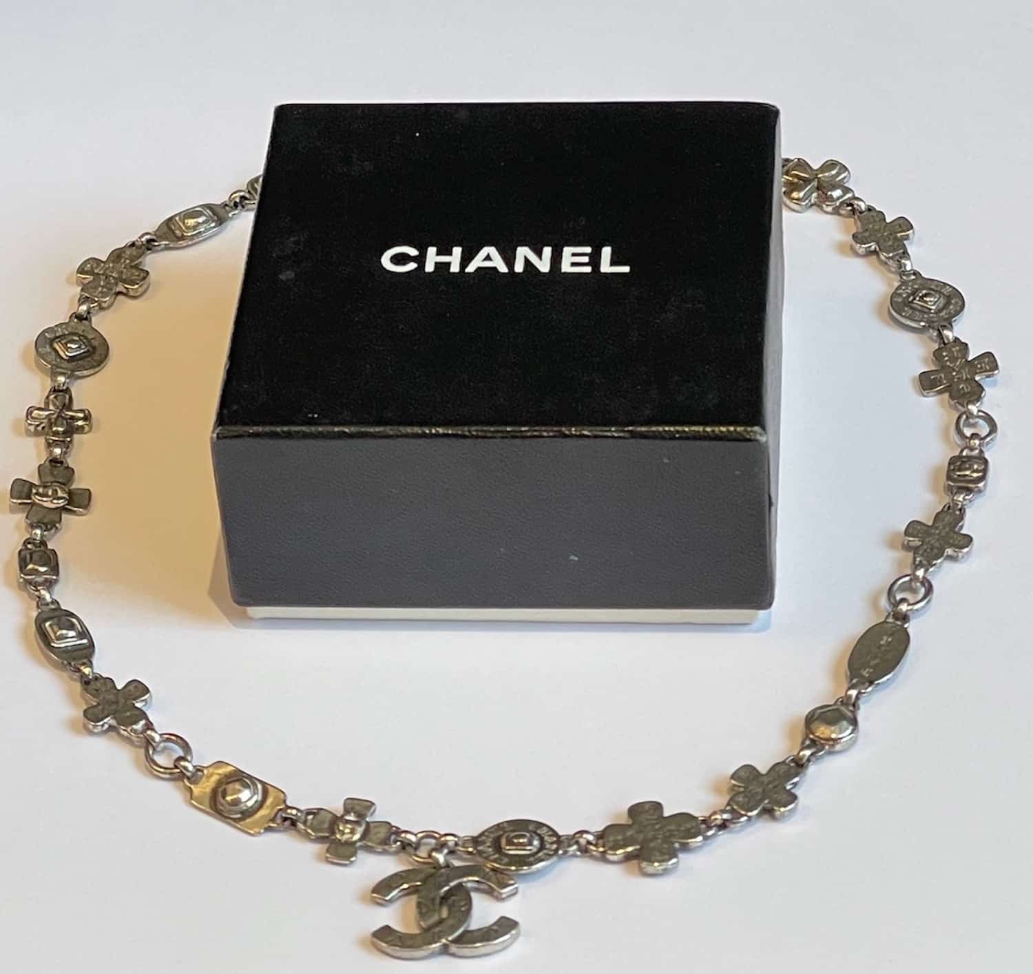 Pre-Owned Chanel CHANEL Coco Mark Clover Necklace Metal Gold 96A (Good) -  Walmart.com