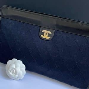 chanel vintage diamond quilted clutch cc logo leather & jersey handbag 1980