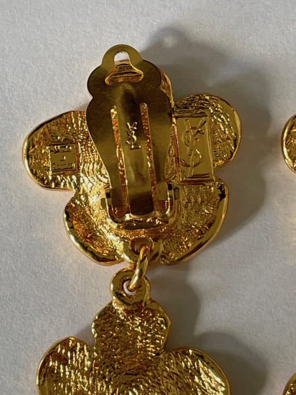 yves saint laurent ysl vintage drop pendant flower gold & red earrings 1980