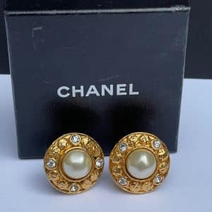 chanel vintage earrings clip faceted pearl crystals & gold c.1980s w/box