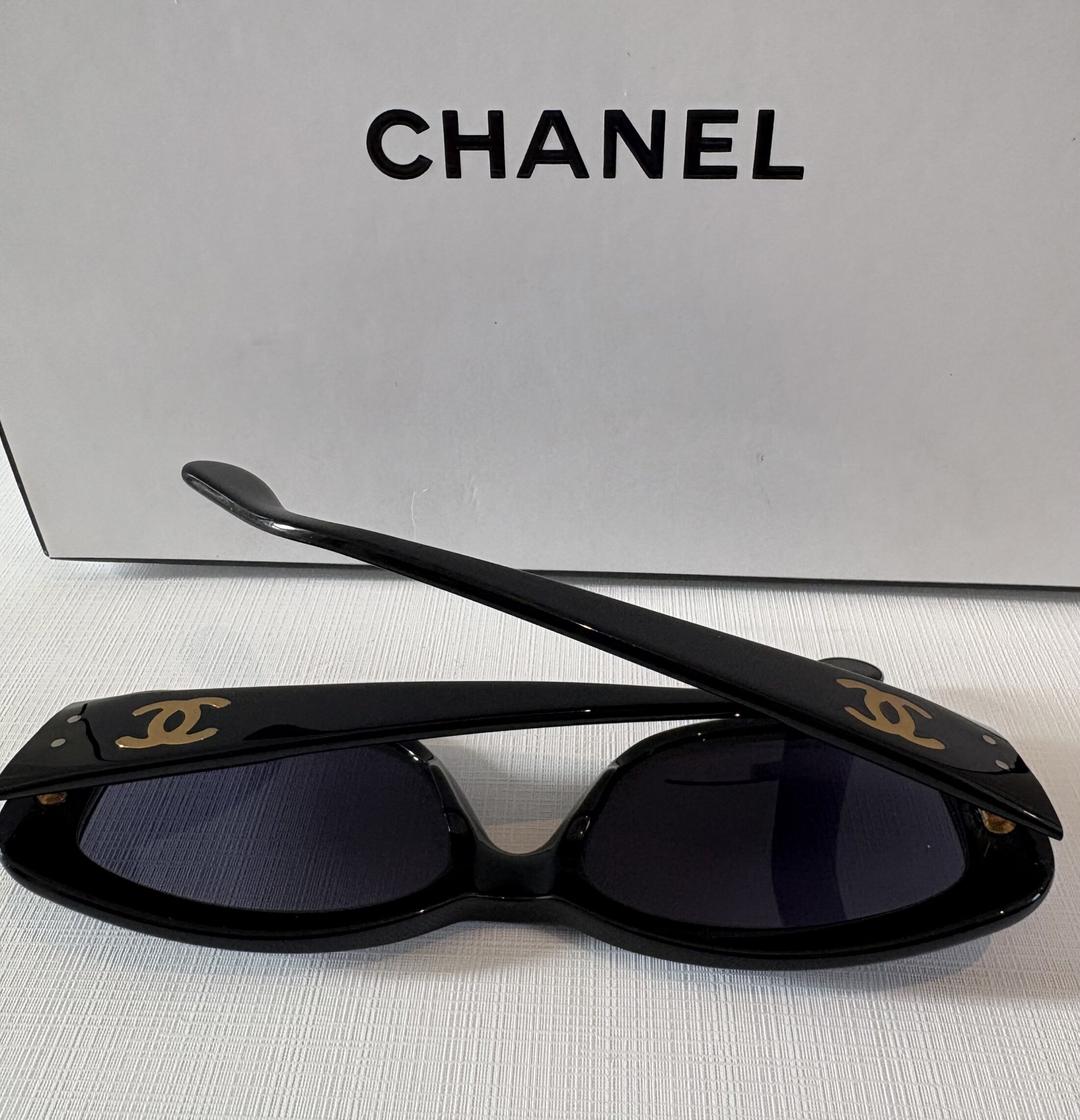 CHANEL Sunglasses Runway Black Gold CC Logo C.1990s
