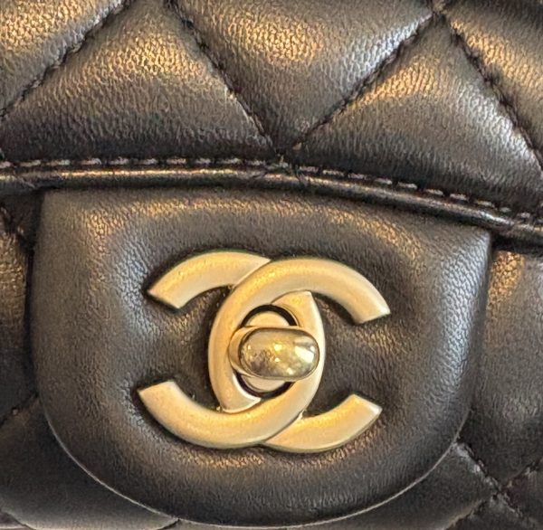 chanel bag medium black quilted leather cc logo single flap double shoulder strap