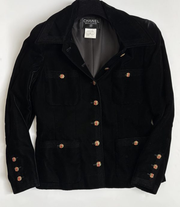 chanel vintage f/w 1996 runway black velvet jacket gold red green gripoix buttons 96a