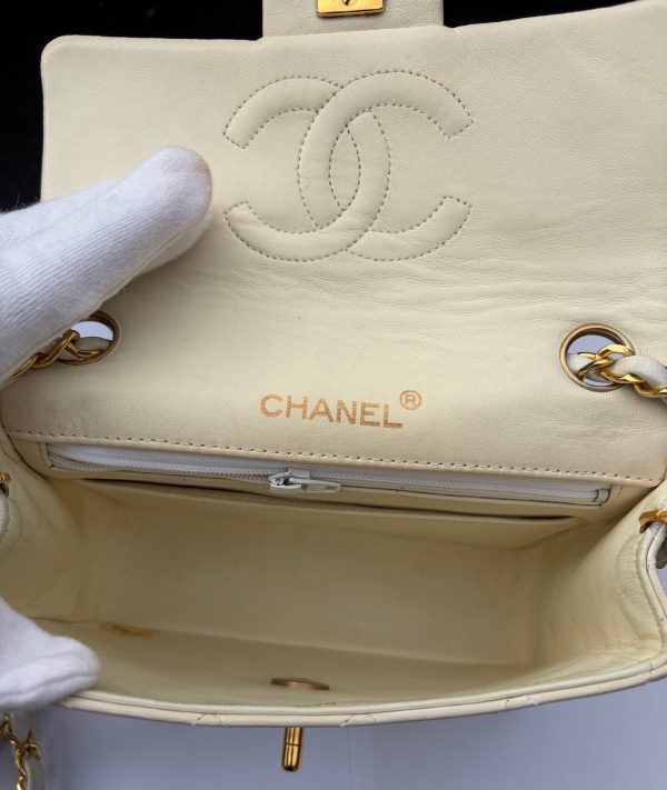chanel vintage mini flap white classic lambskin quilted 24k c.1986 w/box