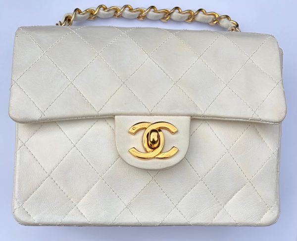 chanel vintage mini flap white classic lambskin quilted 24k c.1986 w/box